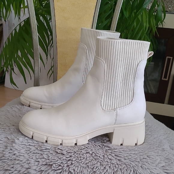 Ankle Boots ❤️ - Picture 1 of 8